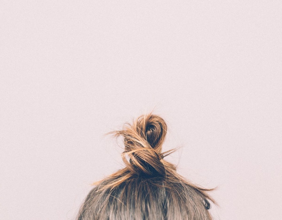 Haben Frauen Haare auf der Brust? Haben Frauen Haare auf der Brust?