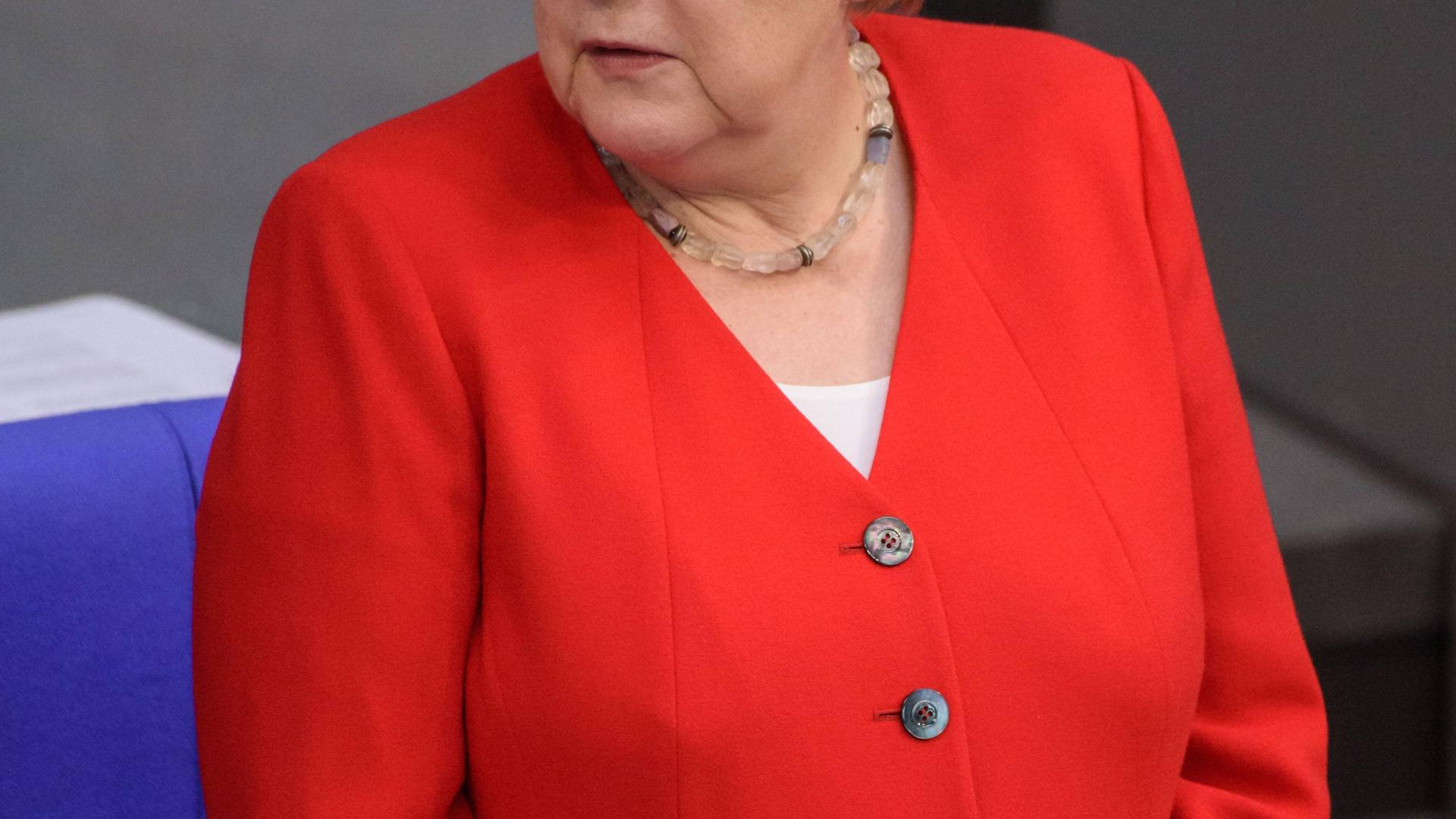 Bundeskanzlerin Angela Merkel als Halloweenkostüm