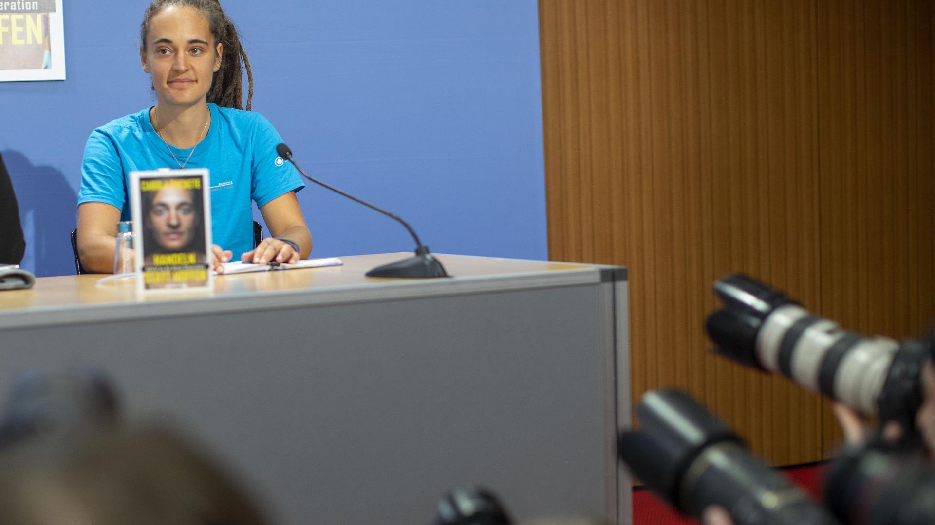 Carola Rackete bei ihrer Buchvorstellung