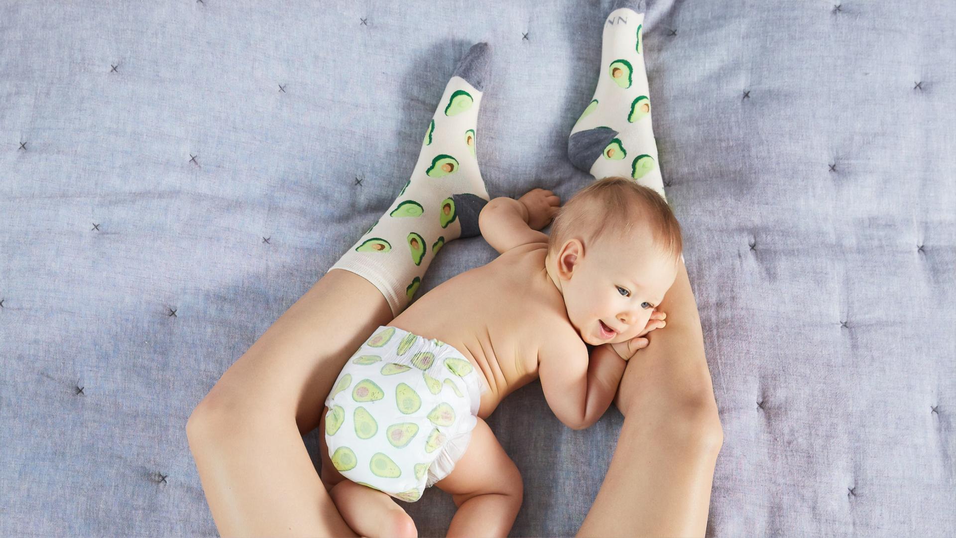 Baby und Beine