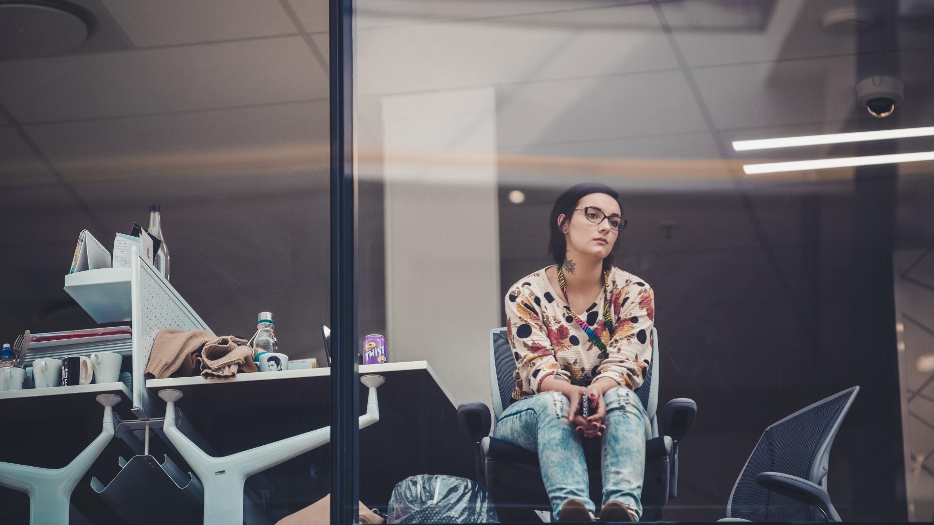 Frau in Büro