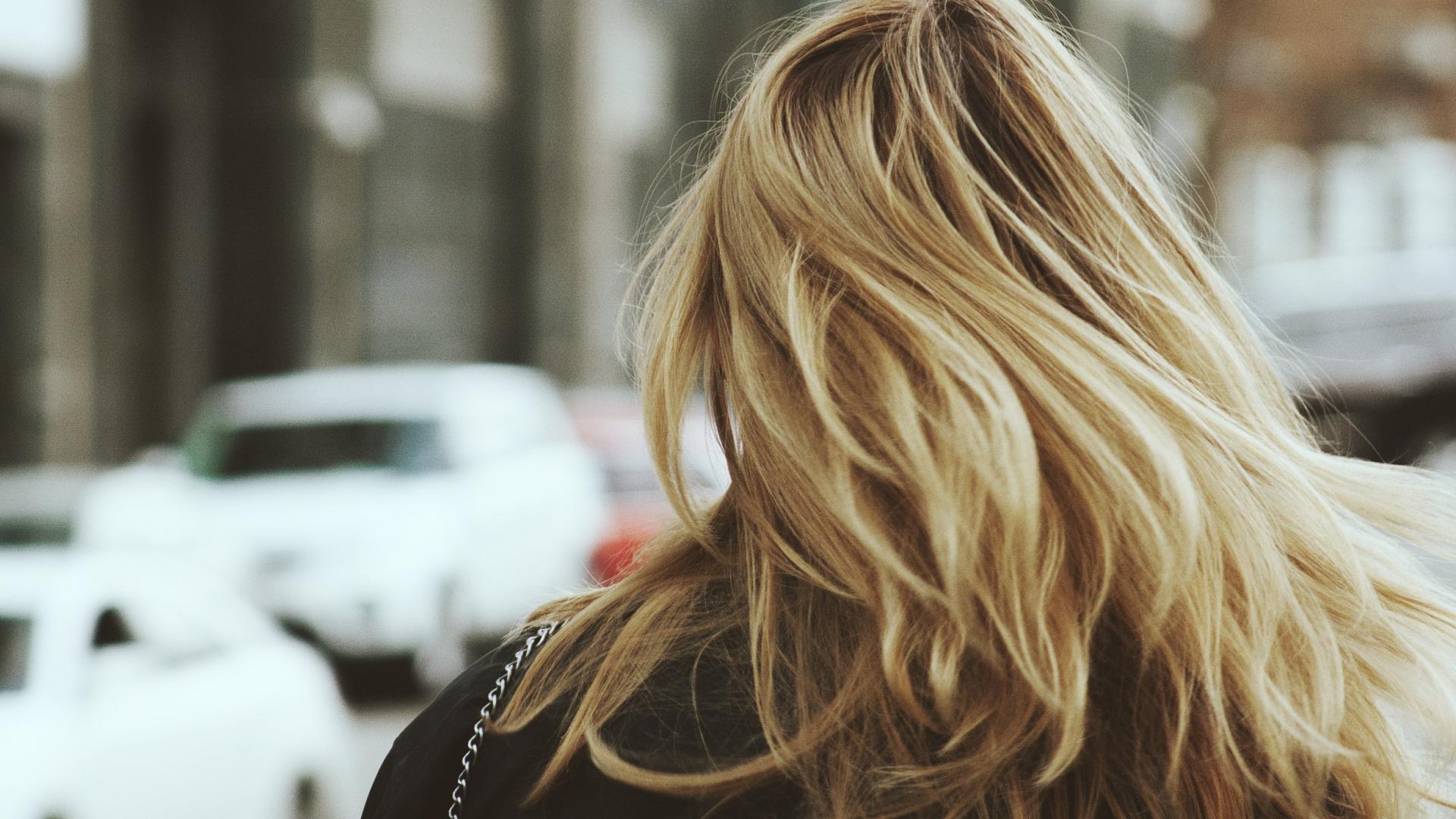 Blonde Haare