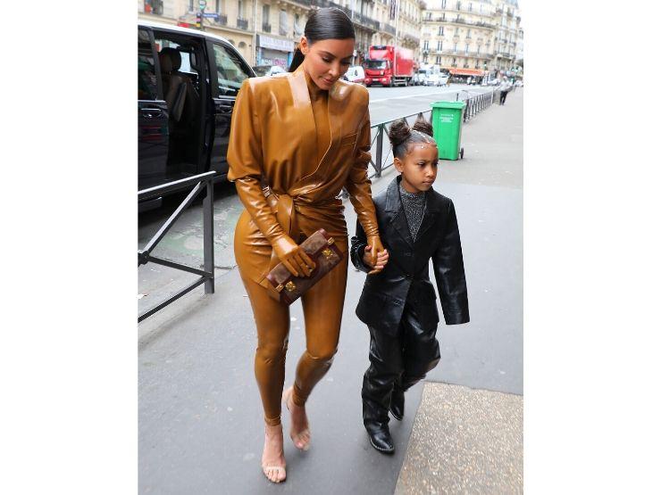 Kim Kardashian mit Kind
