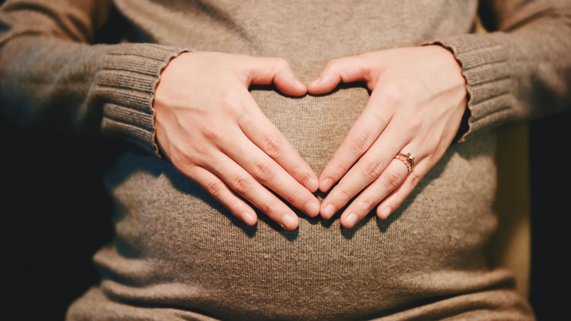 Schwangerschaft Schwanger werden Frau Babybauch