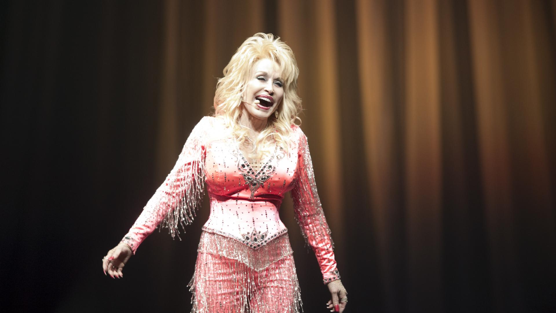Dolly Parton Bühne Sängerin