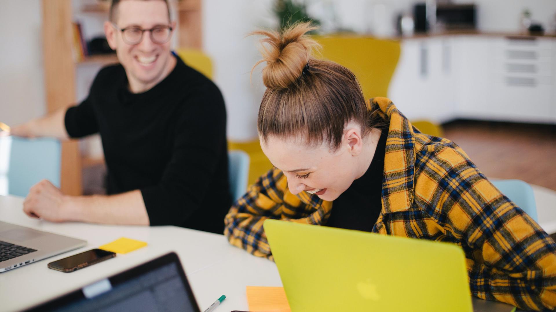 Student arbeit laptop spaß