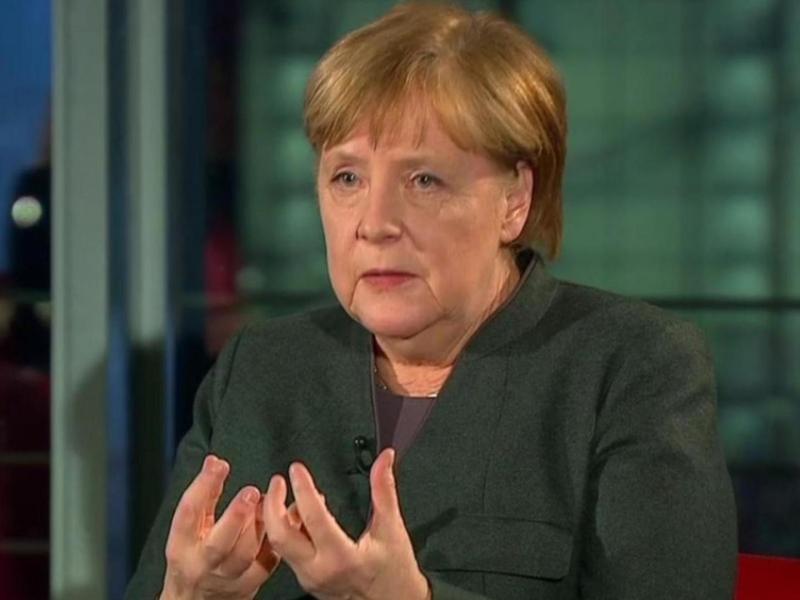 Angela Merkel in Farbe bekennen