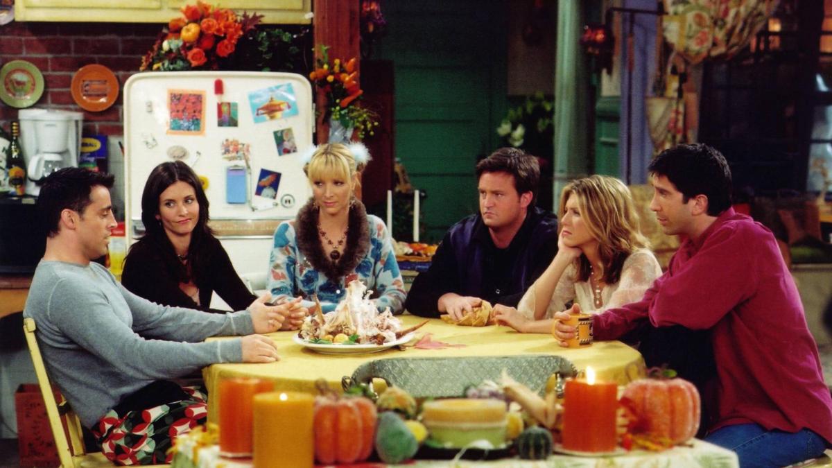 friends serie zuhause essenstisch tisch küche dinner freunde