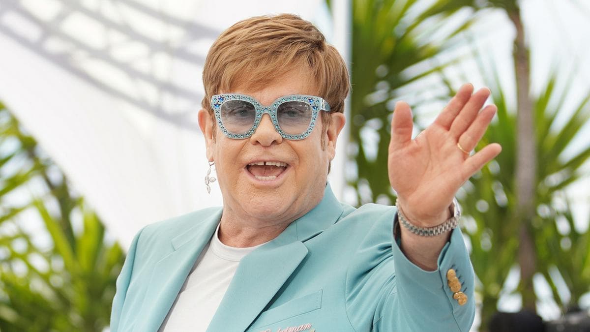 Elton John feiert seinen 74. Geburtstag mit der Familie.. © Denis Makarenko/Shutterstock.com