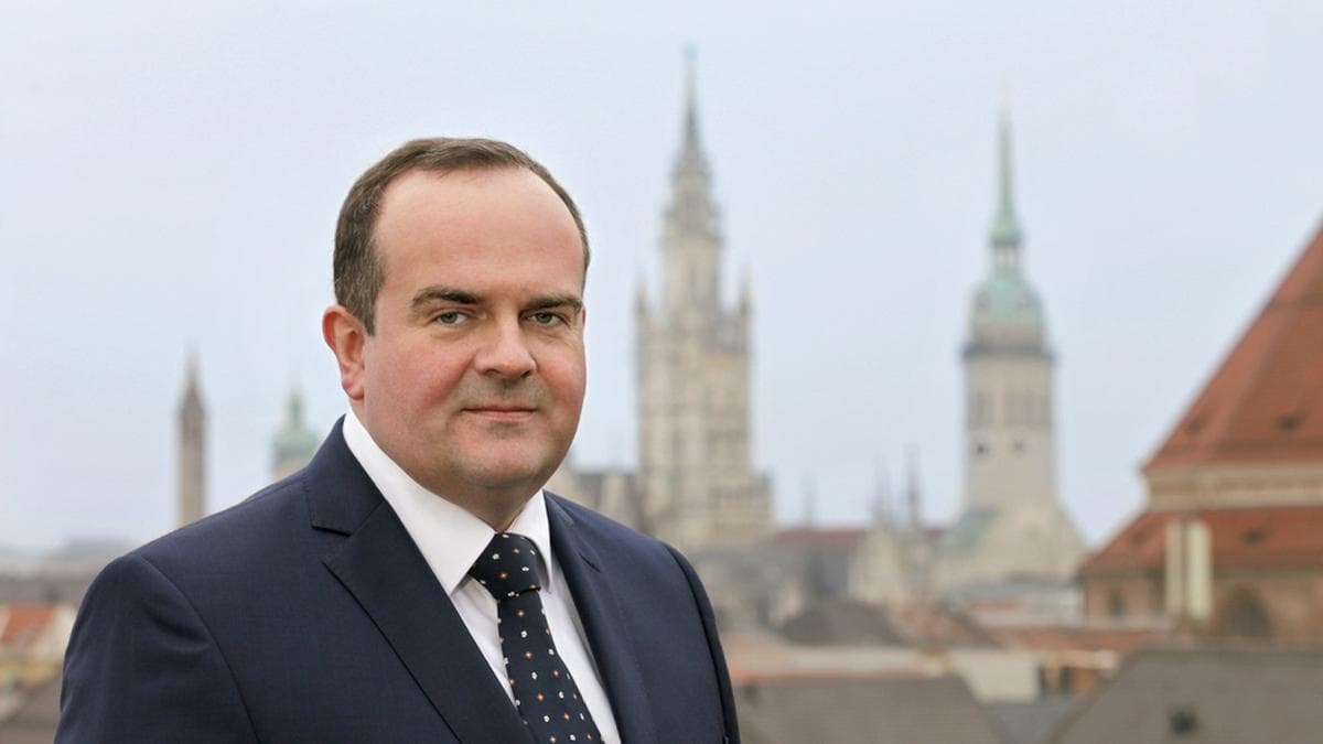 Clemens Baumgärtner ist seit März 2019 Referent für Arbeit und Wirtschaft der Stadt München - und somit offiziell Chef der Wiesn.. © privat