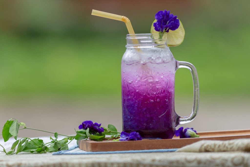 blue pea latte