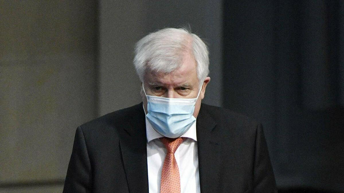Bundesinnenminister Horst Seehofer hat sich mit dem Coronavirus infiziert.. © imago images/Future Image