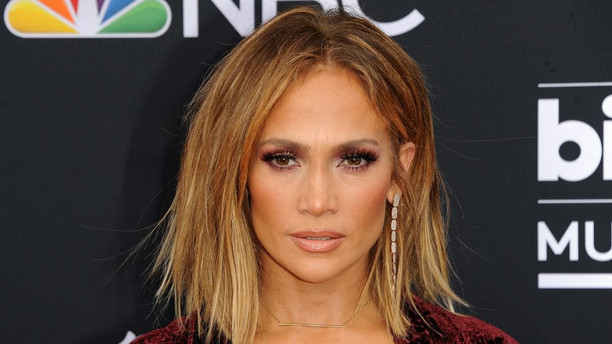 Jennifer Lopez ist seit ihrer Trennung von Ex-Baseball-Profi Alexander Rodríguez wieder zu haben.. © Tinseltown/Shutterstock.com