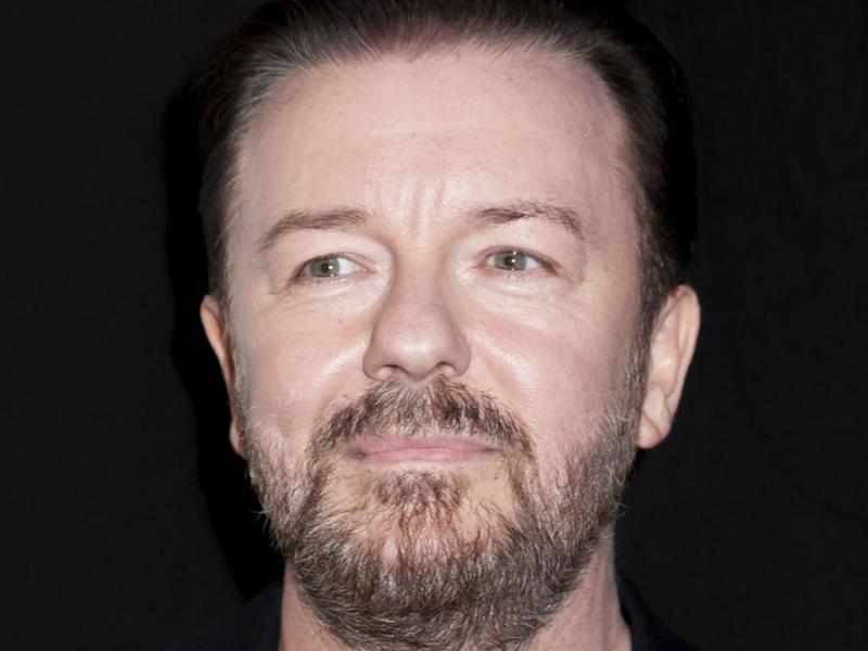 Ricky Gervais arbeitete über viele Jahre mit dem Filmproduzenten Charlie Hanson zusammen.. © Sam Aronov/Shutterstock.com