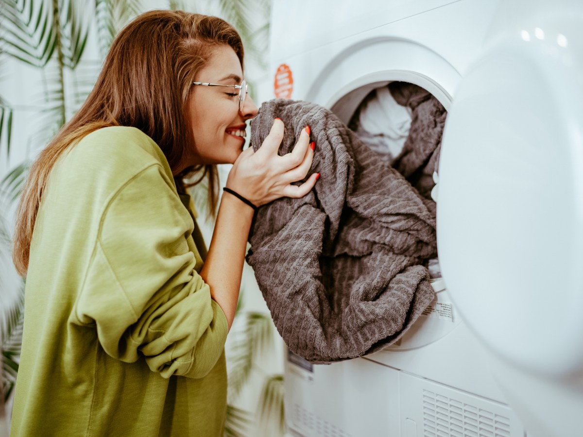 Deine Wäsche stinkt? Das kannst du dagegen tun