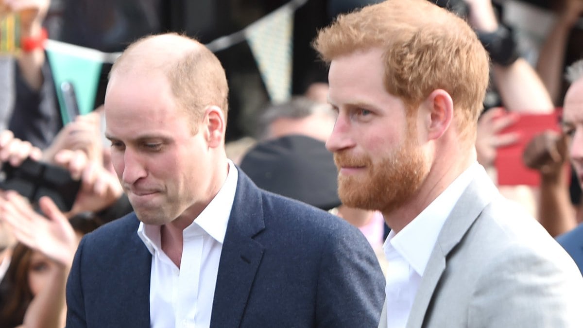 Prinz William und Prinz Harry mussten die Gästeliste einer besonderen Feierlichkeit kürzen.. © ALPR/AdMedia/ImageCollect