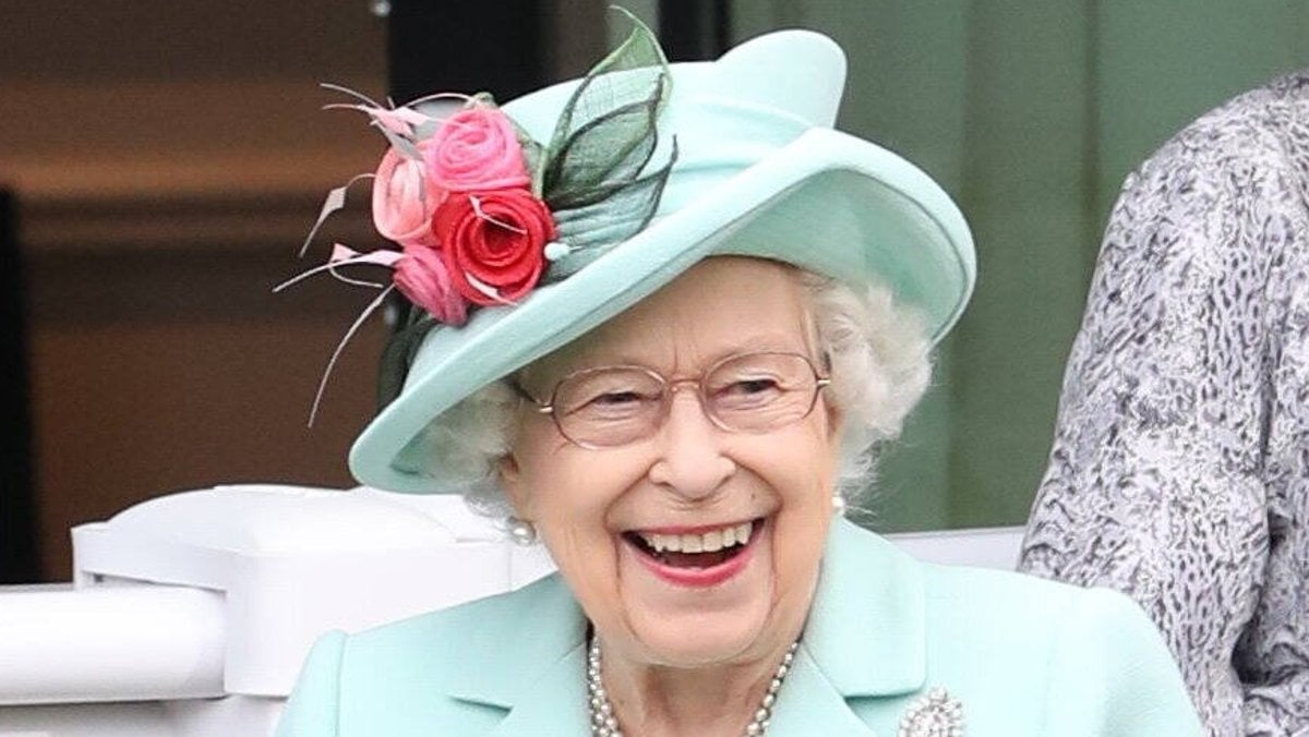 Queen Elizabeth II. sitzt im kommenden Jahr bereits 70 Jahre lang auf dem Thron.. © imago/i Images