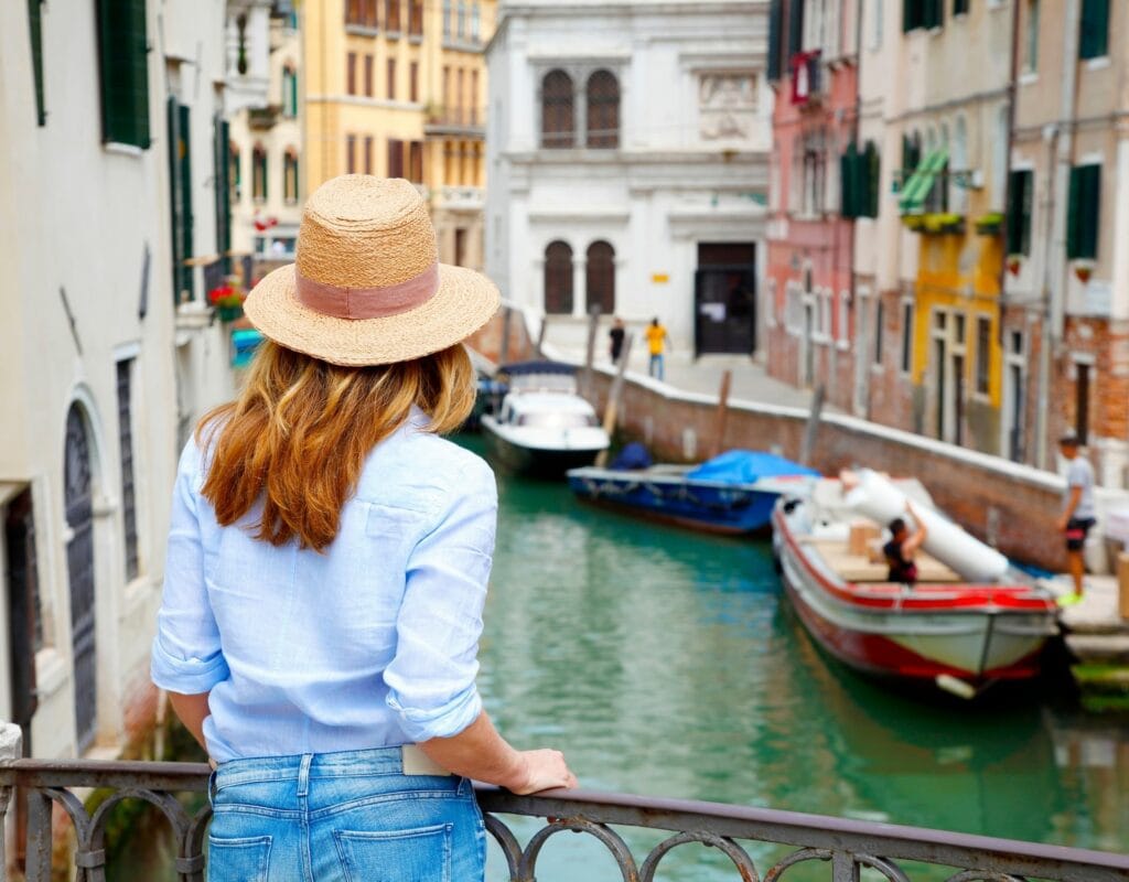 Frau in Venedig