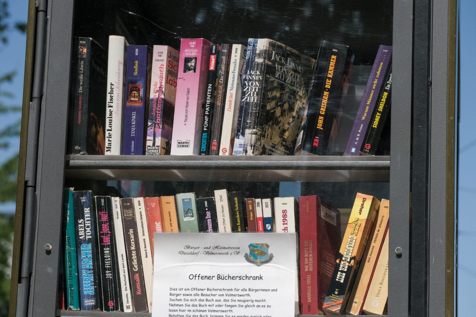 Bücher entsorgen: So schenkst du deinen Büchern ein neues Leben - wmn