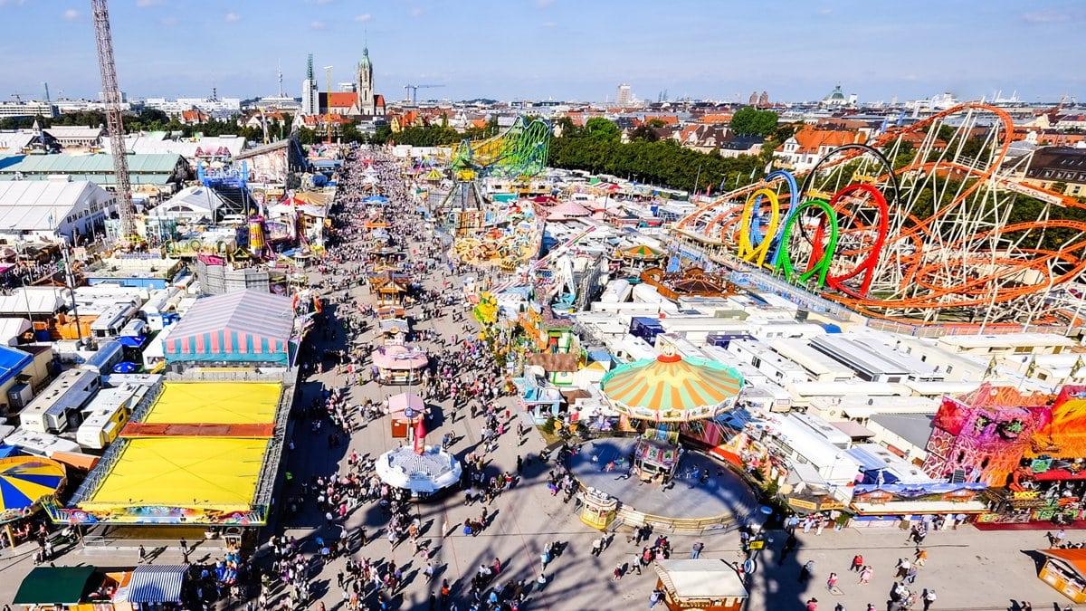 Aufgrund der Corona-Pandemie findet das Münchner Oktoberfest erneut nicht statt.. © FooTToo/Shutterstock.com