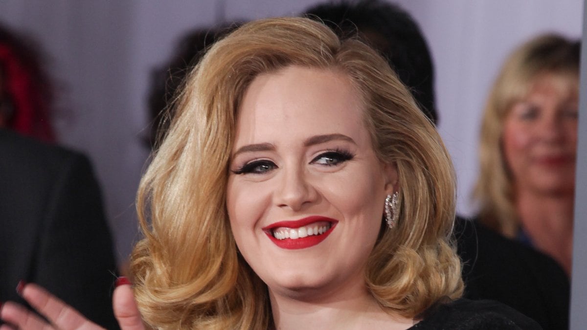 Adele ist wohl wieder offiziell vergeben.. © DFree/Shutterstock.com