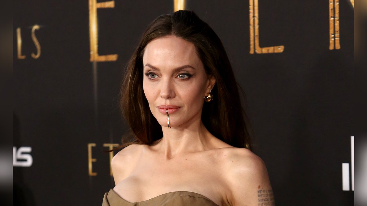 Angelina Jolie auf der Premiere von "Eternals" in Los Angeles.. © Jesse Grant/Getty Images/Disney