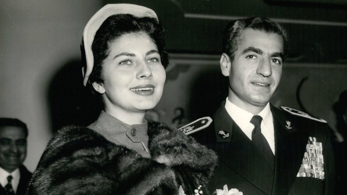 Das ehemalige persische Kaiserpaar: Schah Reza Pahlavi und Kaiserin Soraya.. © imago/ZUMA/Keystone