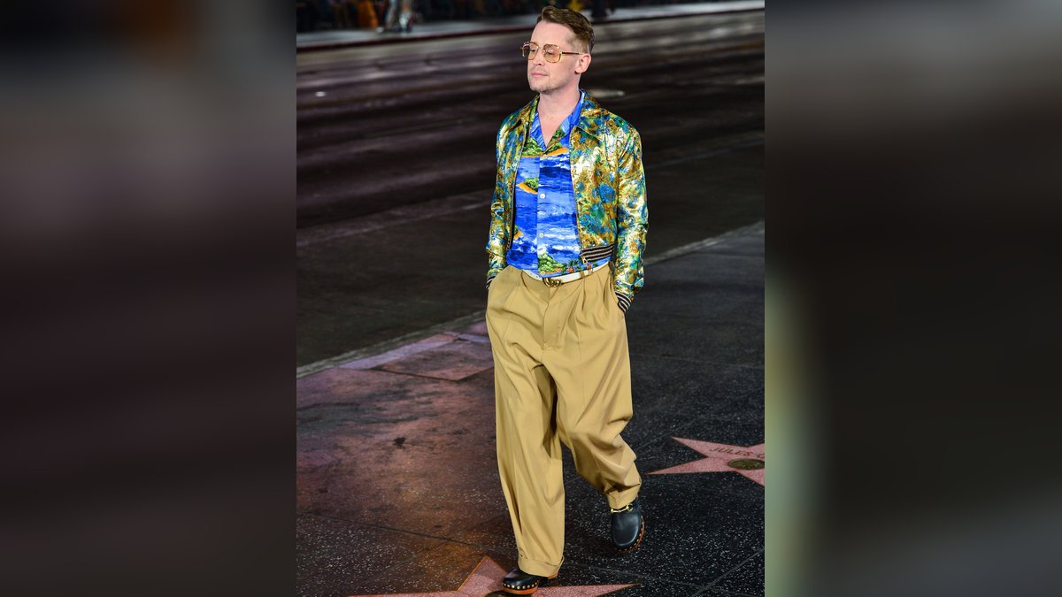 Macaulay Culkin als Model auf dem berühmten Hollywood Boulevard.. © imago images/NurPhoto