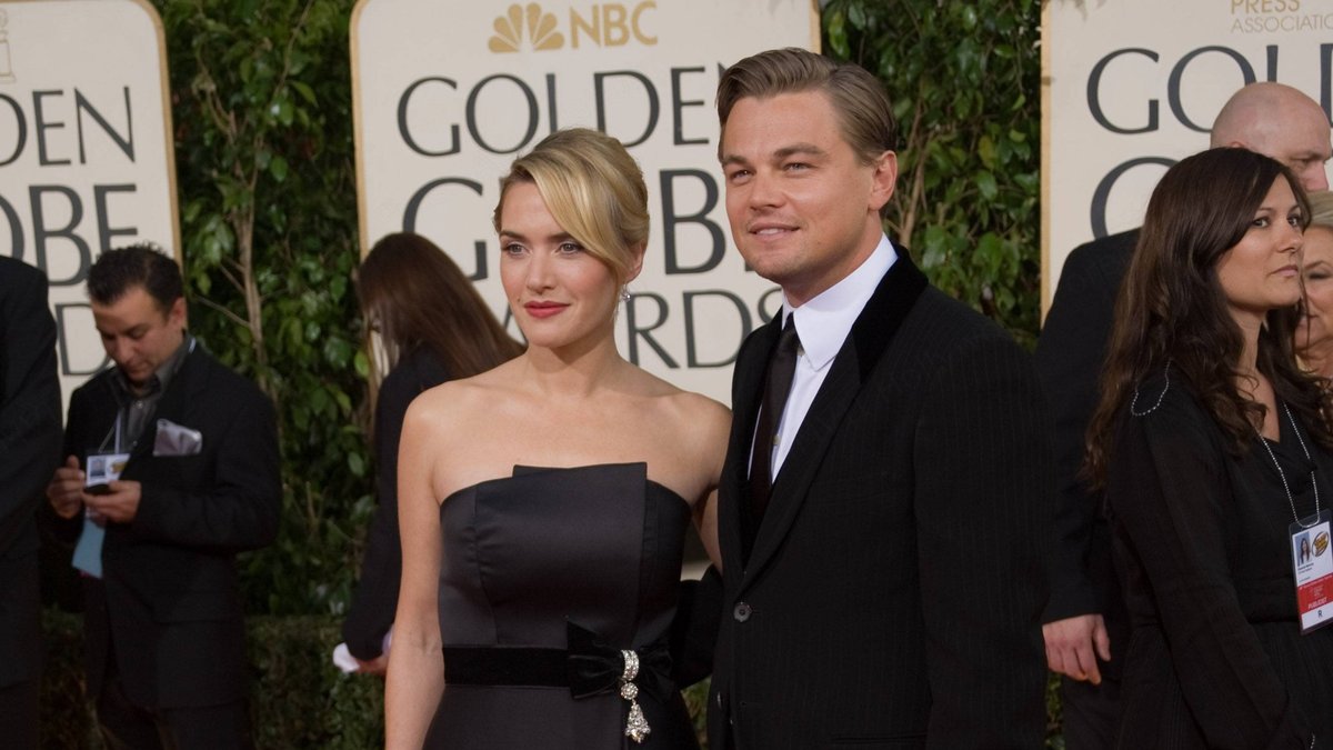 Kate Winslet und Leonardo DiCaprio gemeinsam auf dem roten Teppich.. © imago images/Picturelux