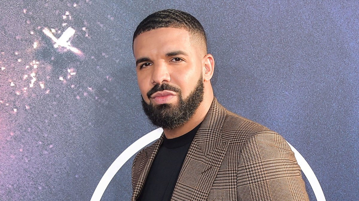 Rapper Drake will sich gegen eine mutmaßliche Stalkerin wehren.. © Image Press Agency/ImageCollect.com