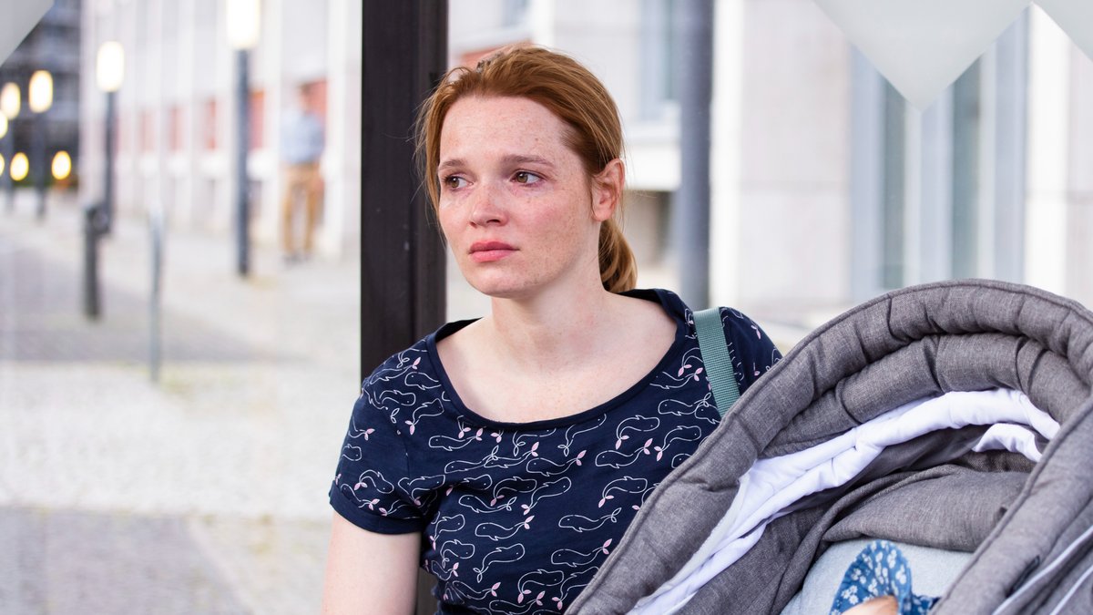 Karoline Herfurth spielt die zweifache Mutter Sonja in "Wunderschön".. © © 2021 Warner Bros. Entertainment