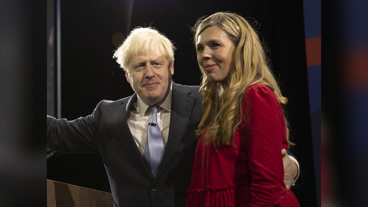 Premierminister Boris Johnson und seine Frau Carrie haben jetzt zwei gemeinsame Kinder.. © imago/UPI Photo