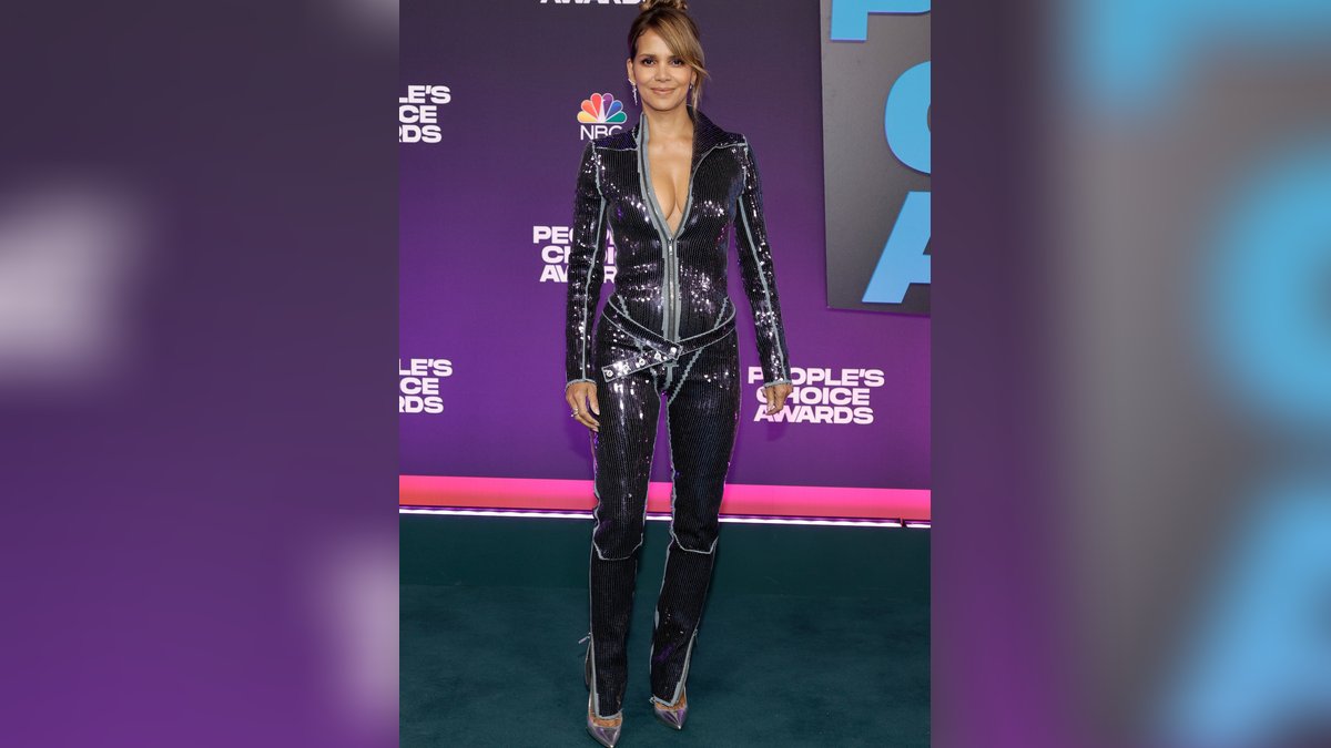 Halle Berry überstrahlte bei den People's Choice Awards alle.. © getty/Amy Sussman / Getty Images