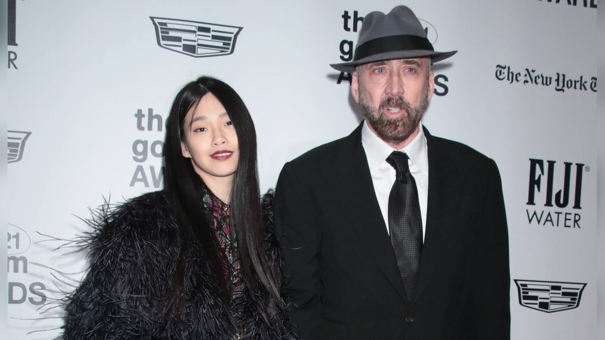 Nicolas Cage mit Ehefrau Riko Shibata bei einem Auftritt in New York.. © imago/MediaPunch