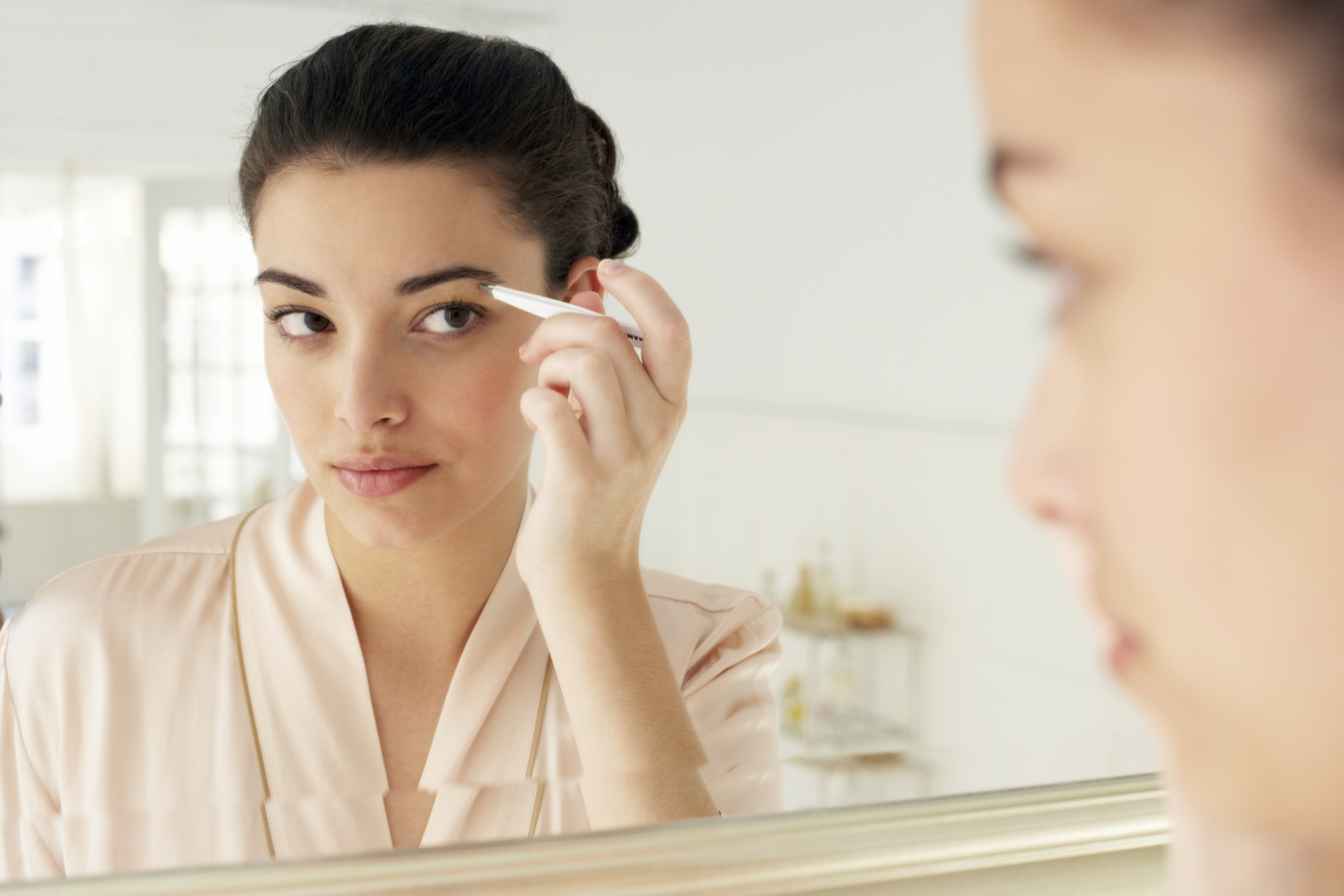 Klebeband Dieser MakeupTrick zaubert dir perfekte Augenbrauen wmn.de