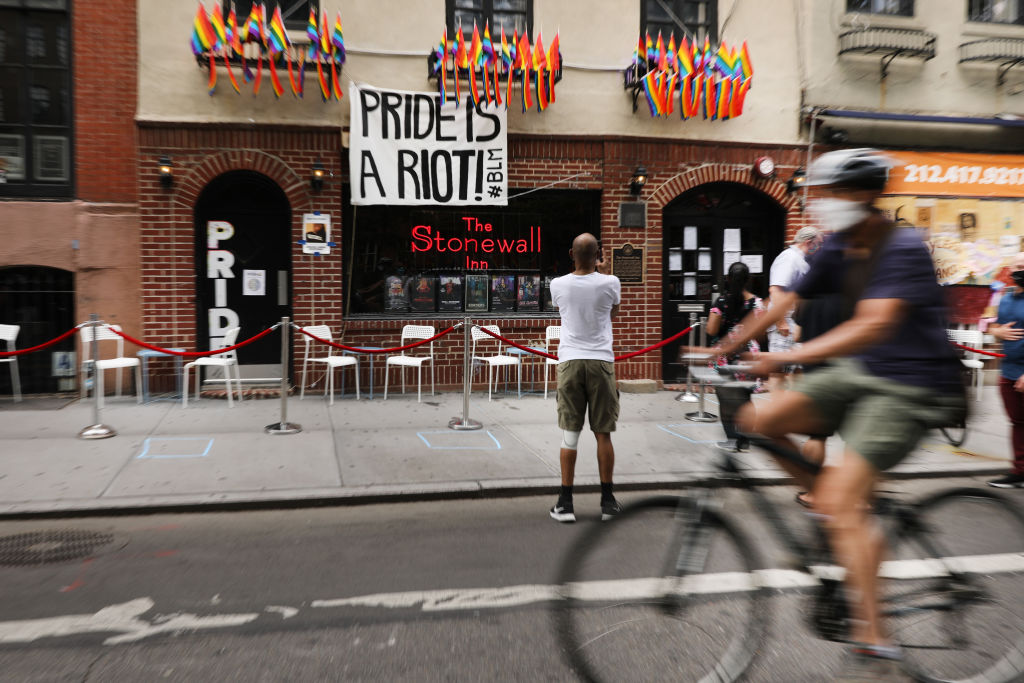 Stonewall Inn Christopher Street