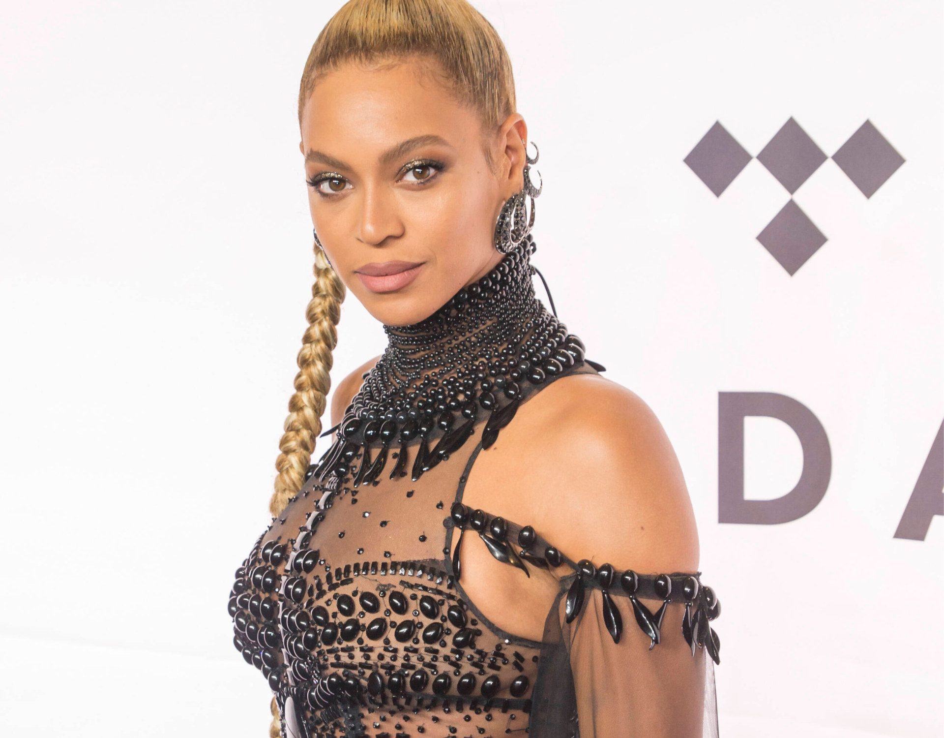 Birnen-Figur wie Beyoncé: 3 Style-Tipps, die zu deiner Figur passen - wmn