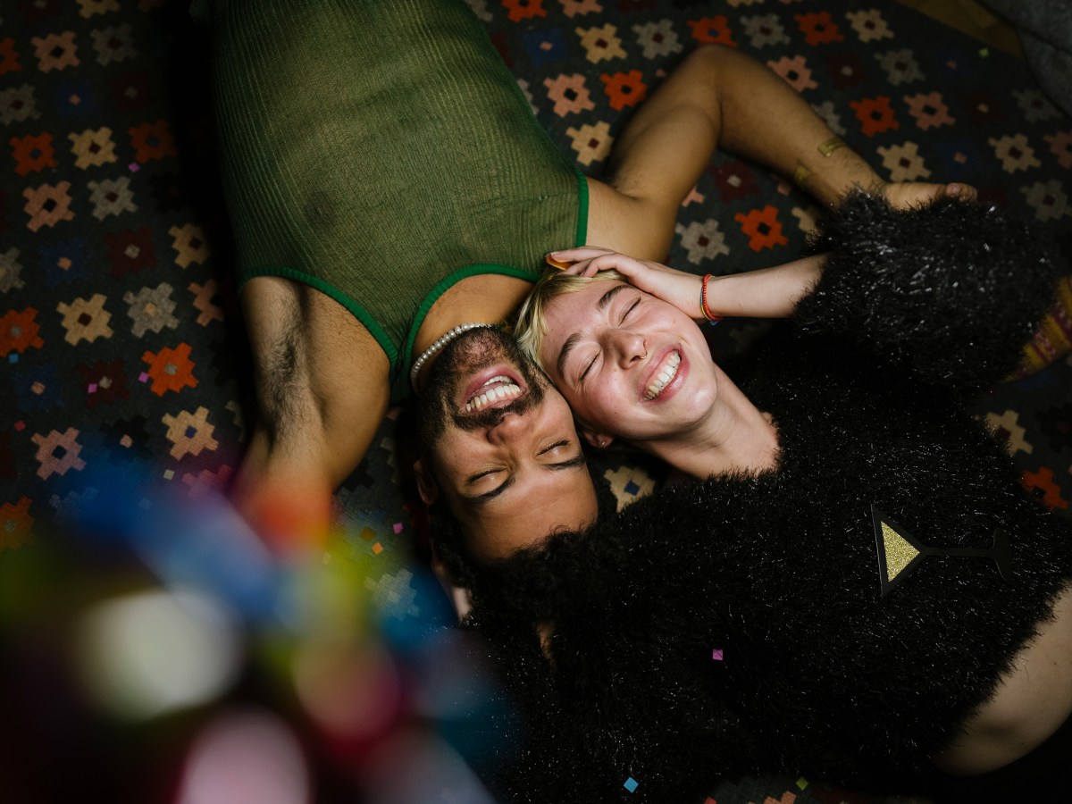 Festival-Date: Romanze zwischen Zelten und Bierdosen? 