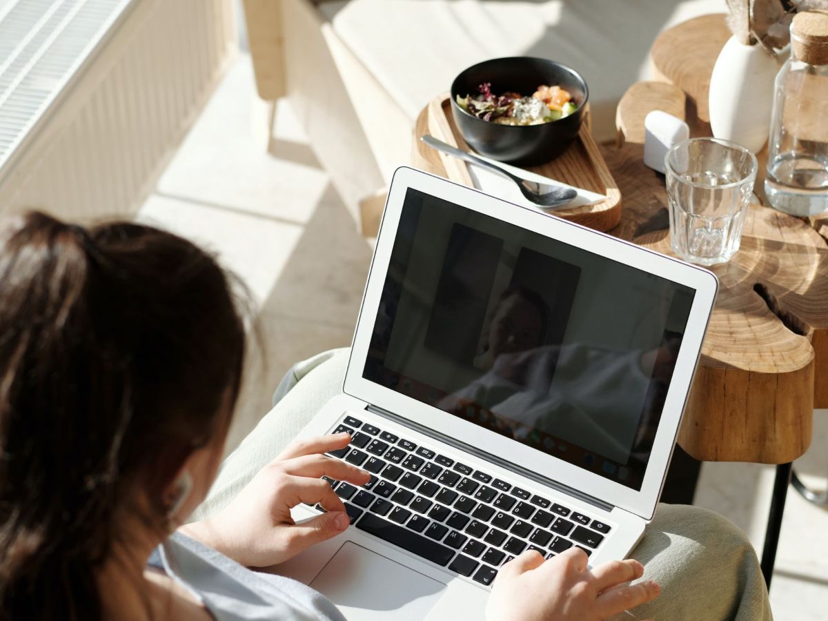 Schlechtes Arbeitszeugnis bekommen? Das kannst du wirklich dagegen tun