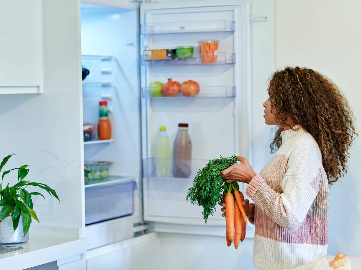 Diesen Fehler darfst du nicht machen, wenn du den Kühlschrank putzt