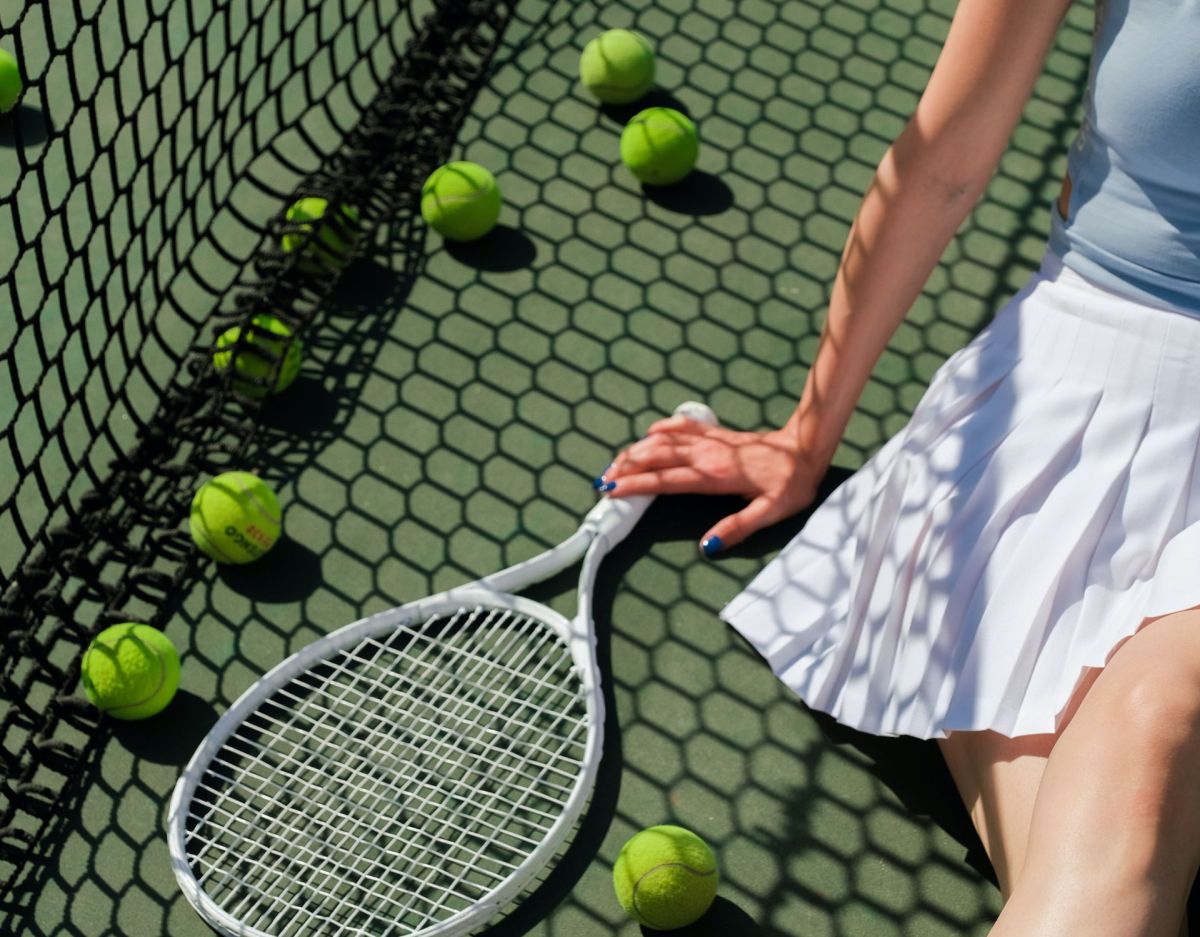 Frau beim Tennis