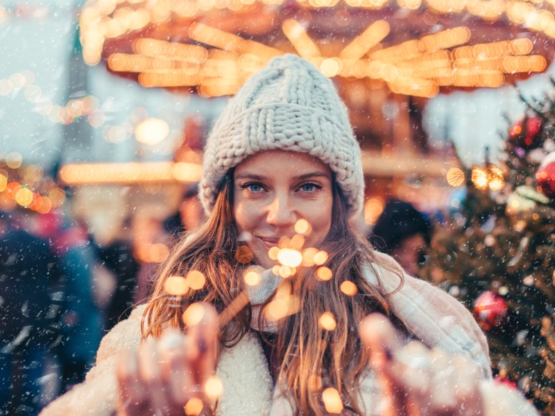 Frau Weihnachtsmarkt