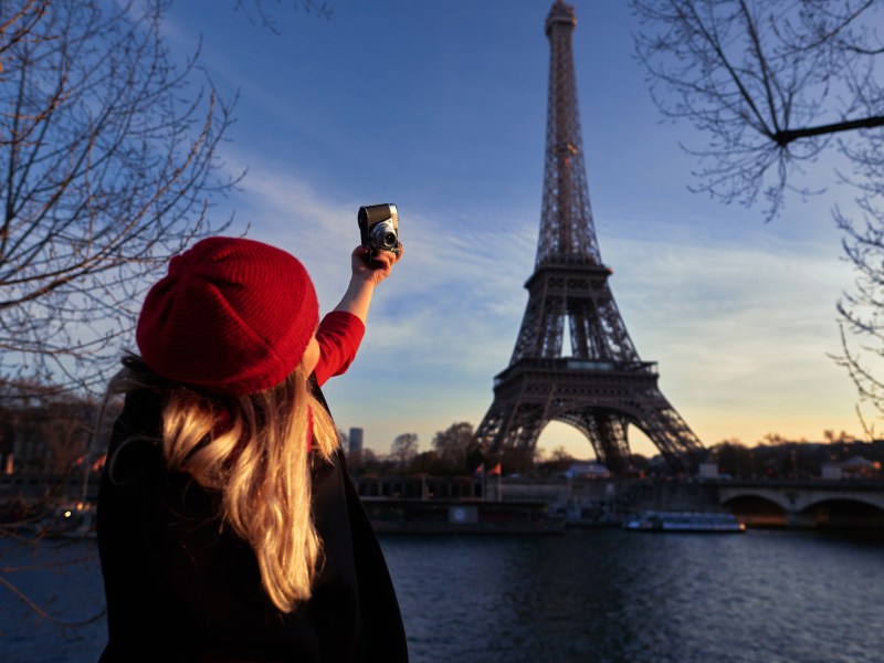 Frau Eiffelturm Paris