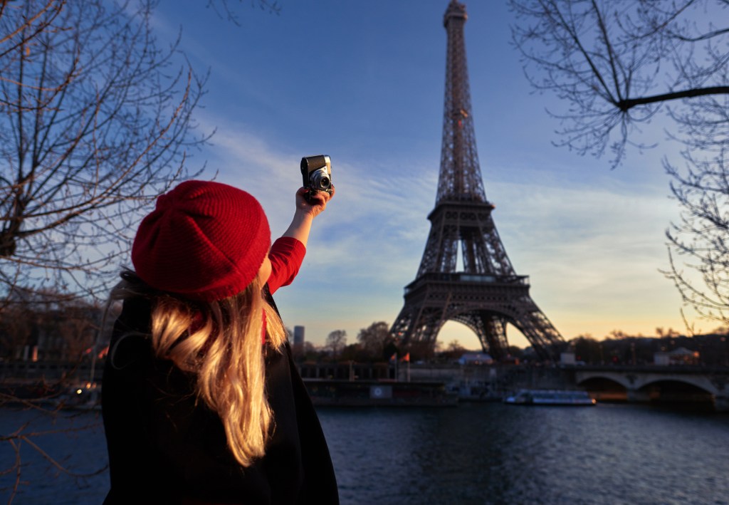 Frau Eiffelturm Paris