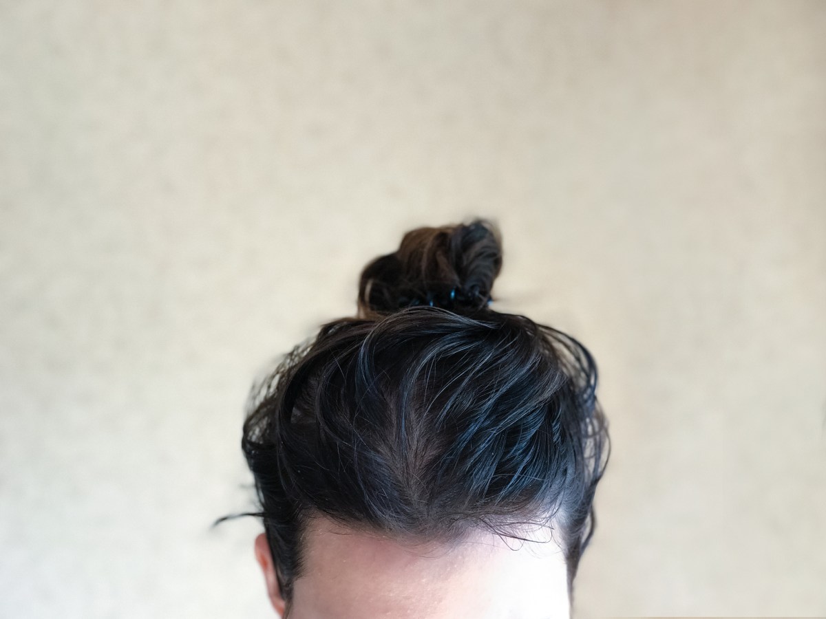 Fettige Haare kaschieren? Mit diesen 6 Tipps geht das ganz einfach