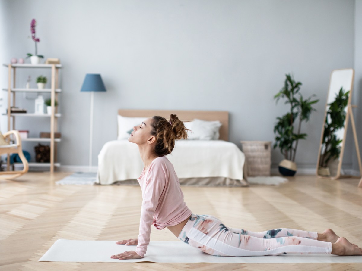 Frau Yoga Morgen