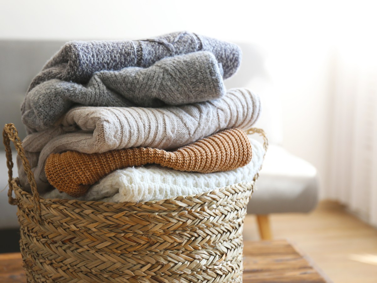 Wolle waschen: Diese 4 Fehler ruinieren deine Lieblingsklamotten