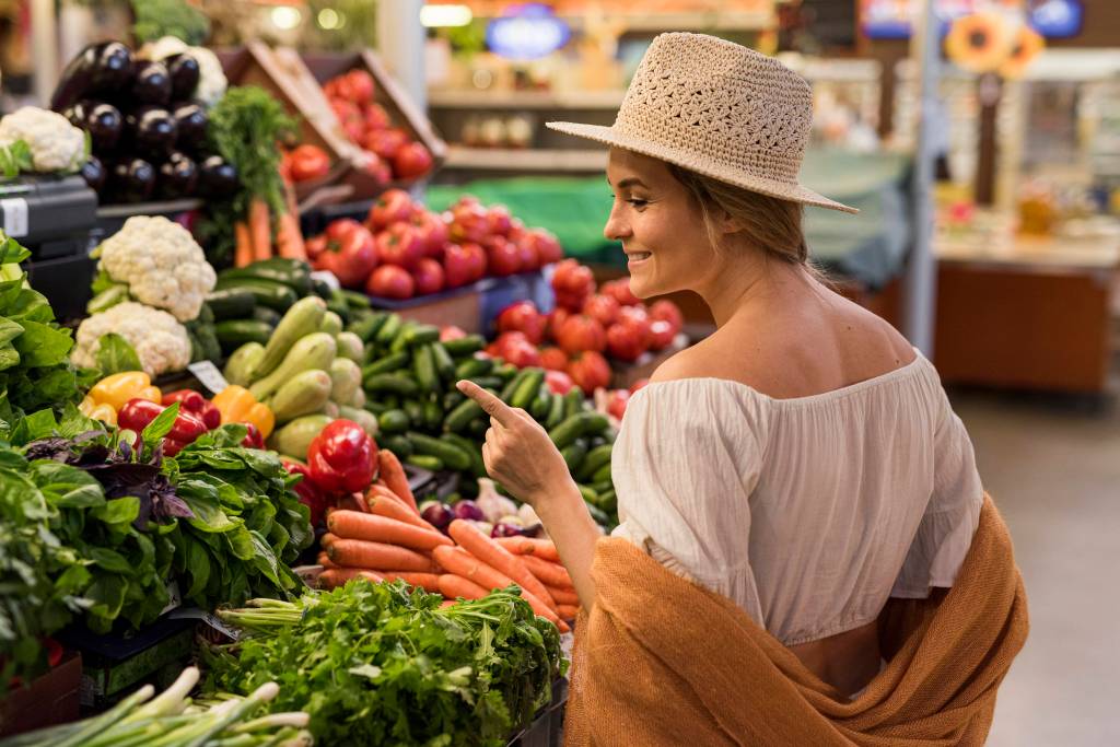 Frau Obst Gemüse gesunde Ernährung