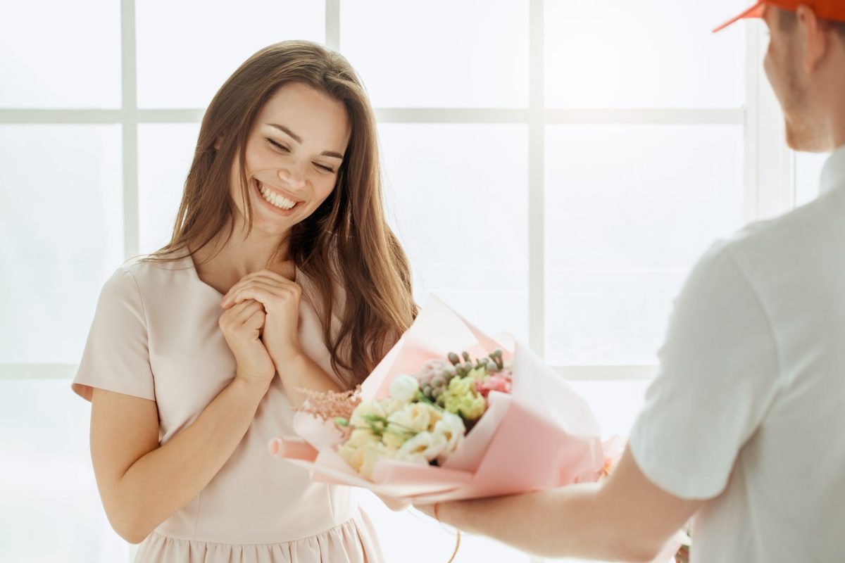 Frau Blumen Lieferung