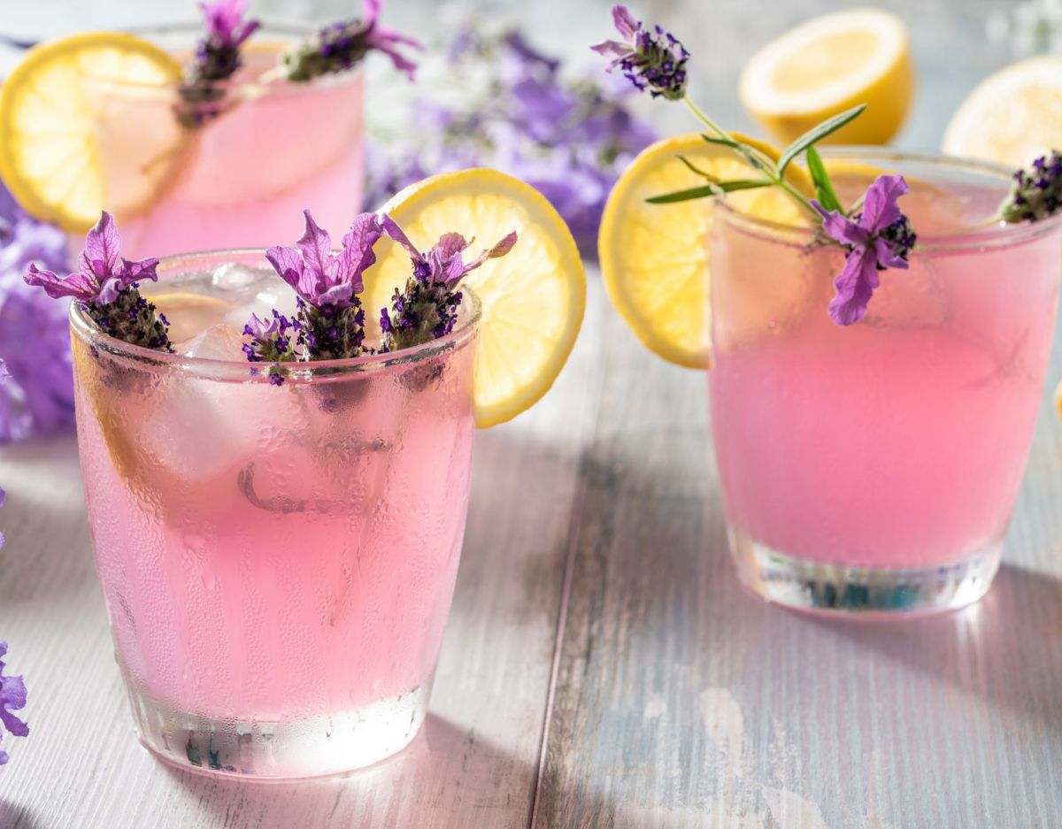 Lavendel Spritz: 3 Ideen für den Sommer-Cocktail